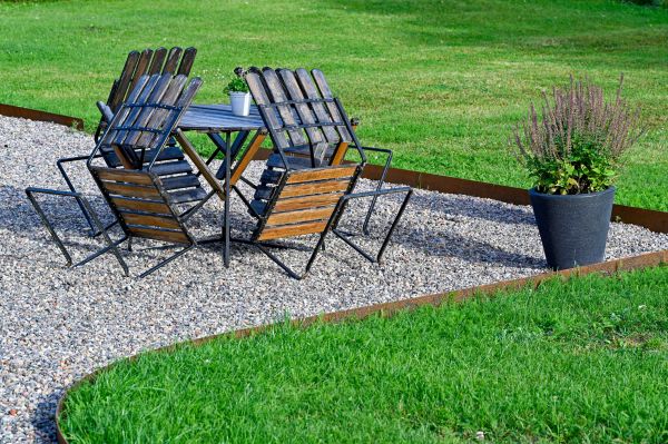 Metal Edging Installation in Kent