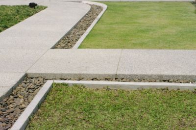 Lawn Curb Installation